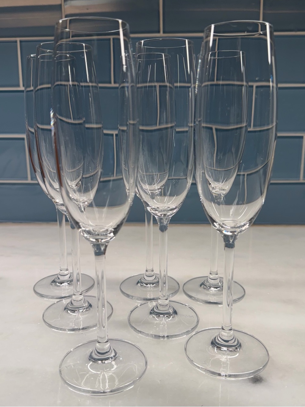 Mikasa Champagne Flutes Set of 7 Clear Glass Stemware Etched Logo 9.5” Tall